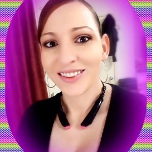 Meet your Posher, Stacy